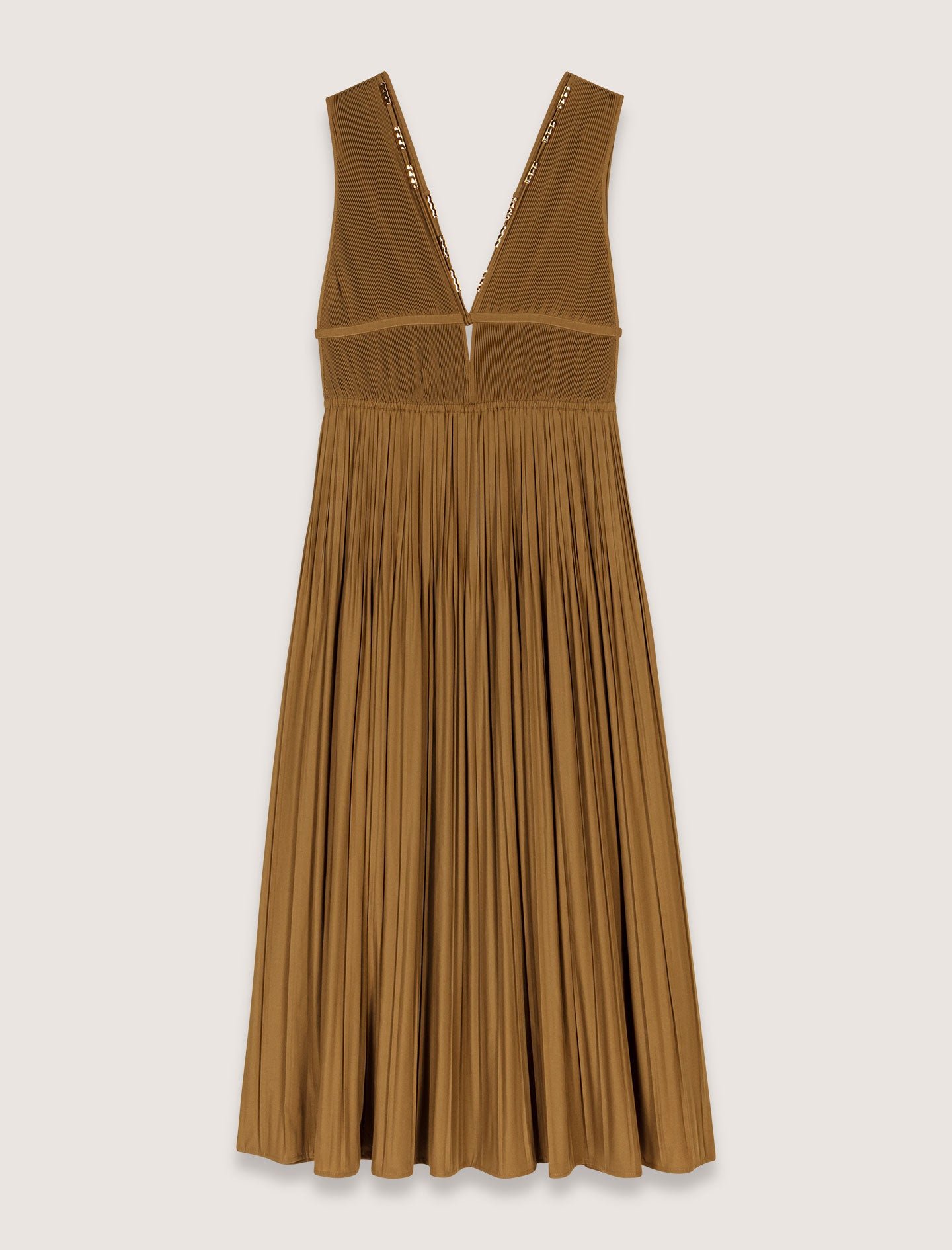 Vestido plisado con escote de joyas