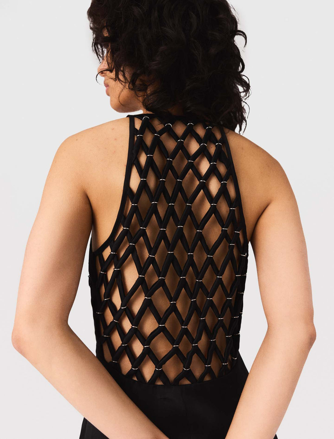 Vestido largo con espalda trenzada