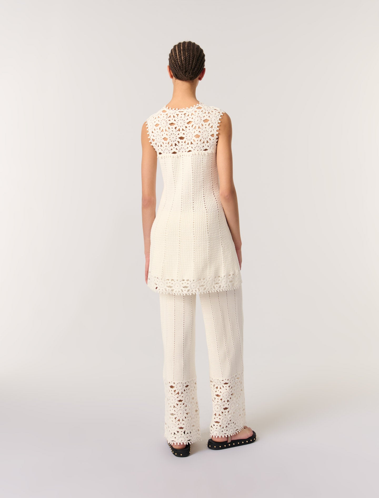 Vestido corto de ganchillo