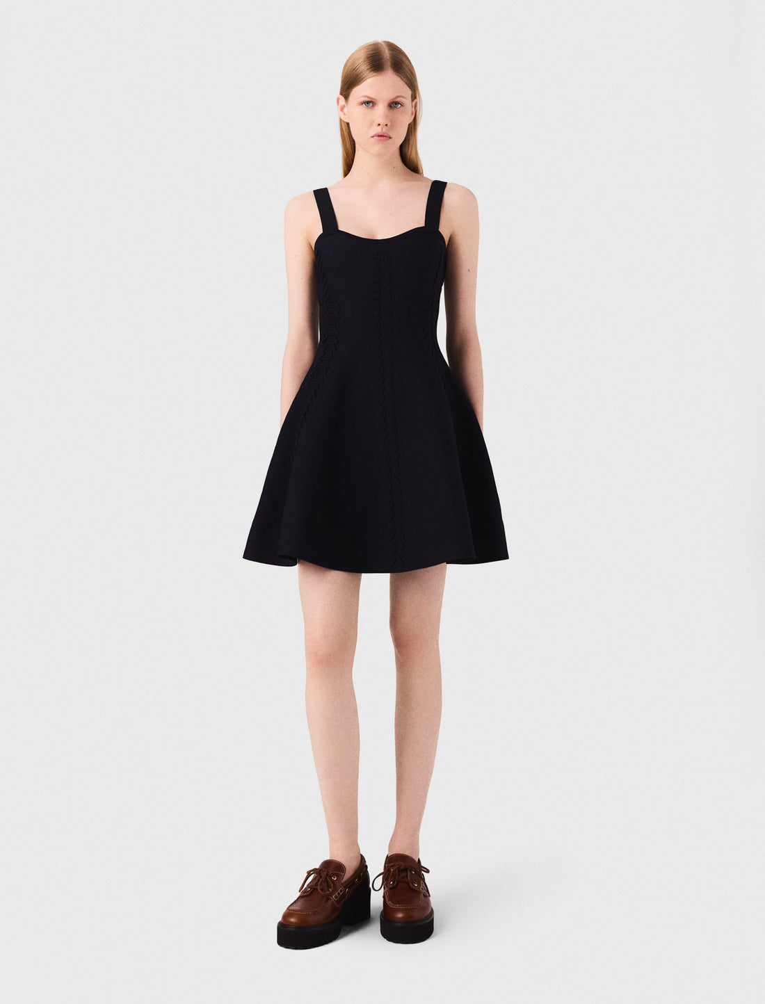 Vestido babydoll corto de punto