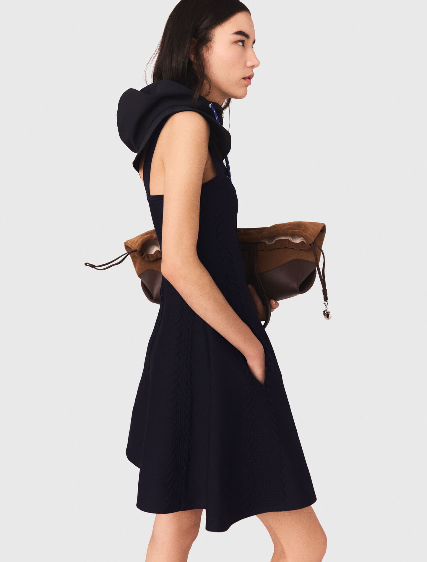 Vestido skater corto de punto