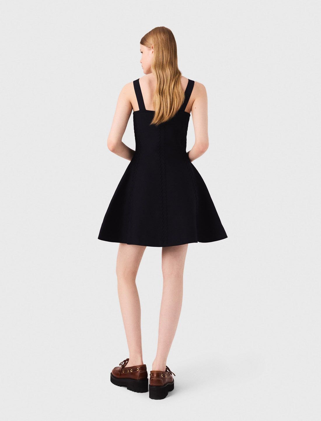 Vestido skater corto de punto