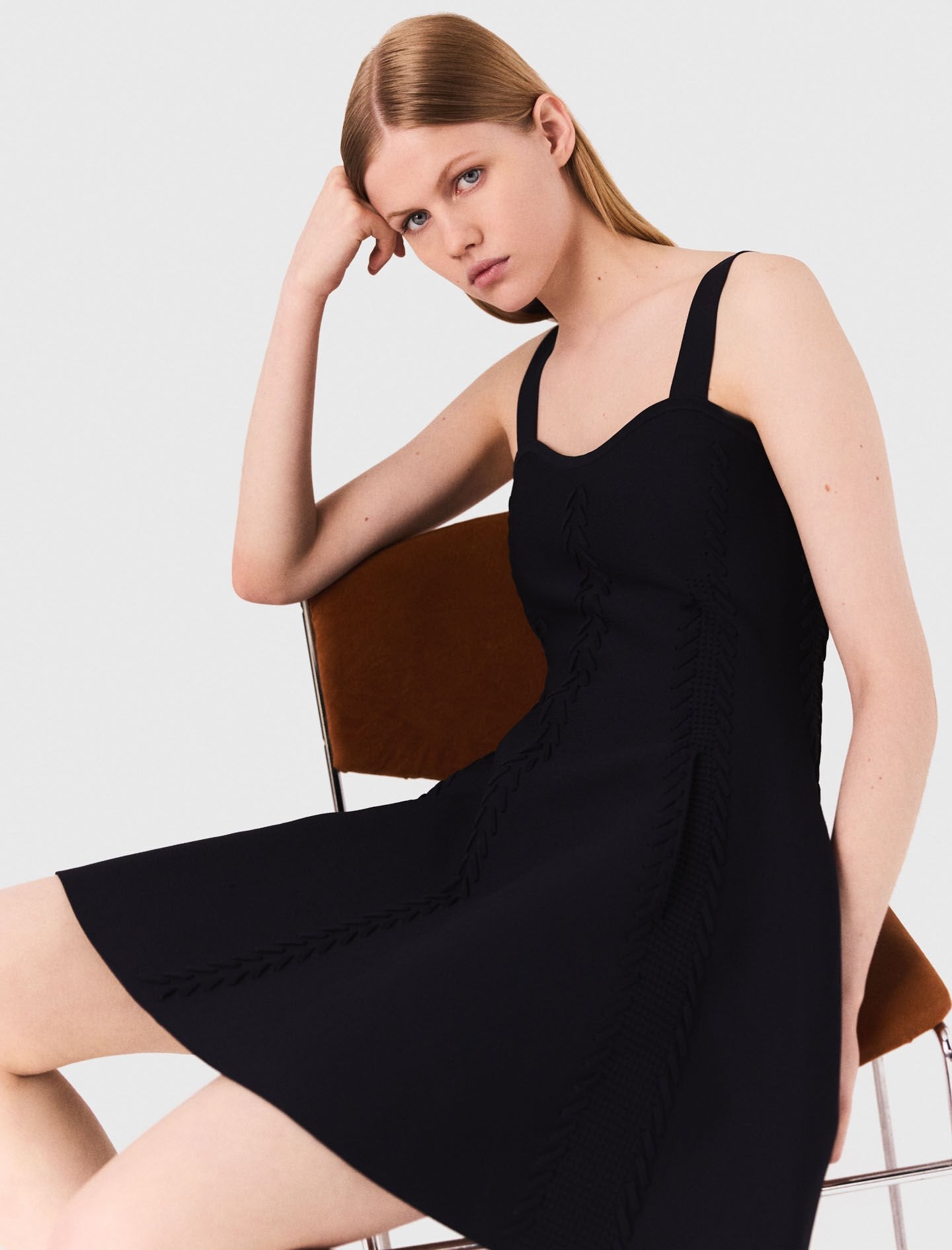 Vestido skater corto de punto