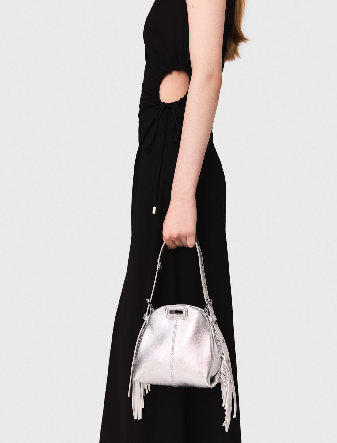 Vestido maxi con cintura recortada