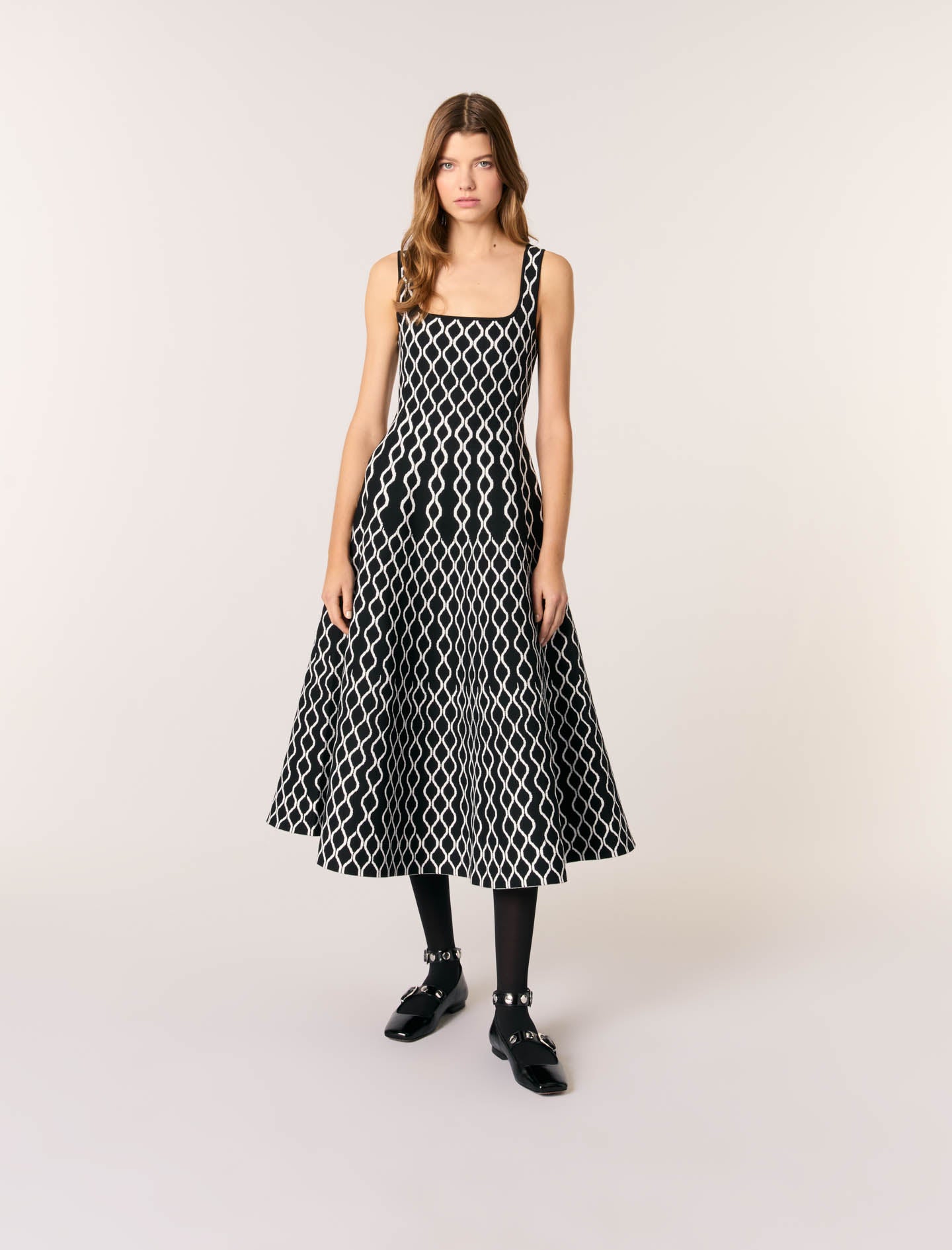 Vestido midi de punto jacquard