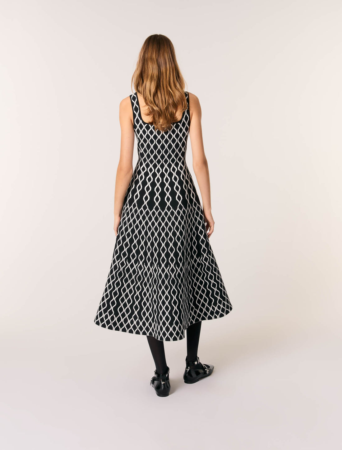 Vestido midi de punto jacquard