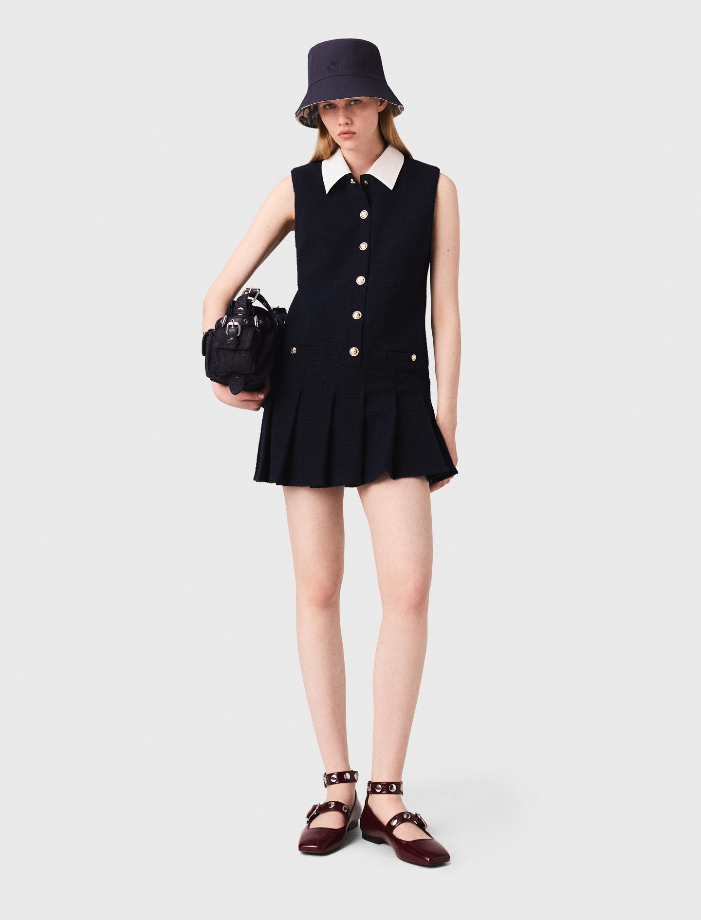 Vestido tweed corto, cuello extraíble