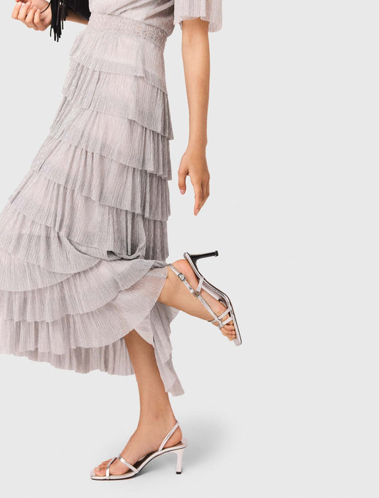 Vestido midi con volantes metálico