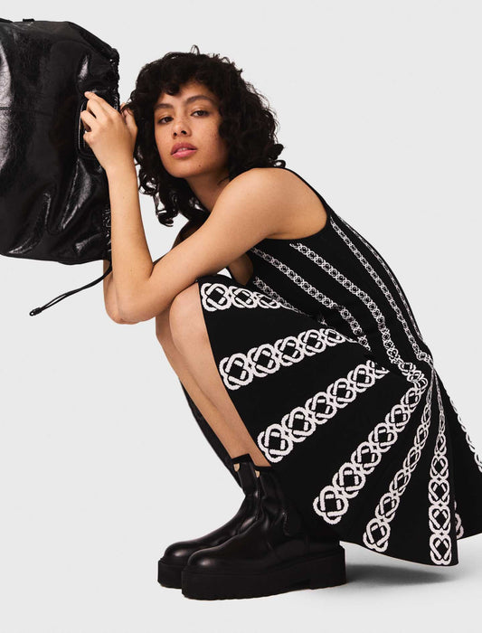 Vestido corto de punto jacquard