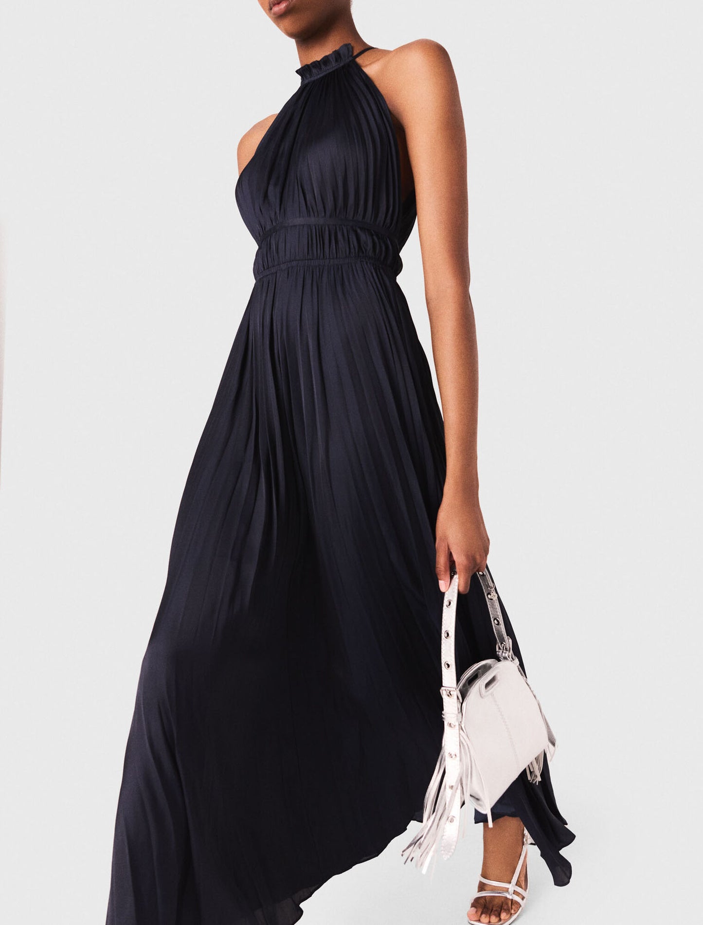 Vestido largo plisado de satén