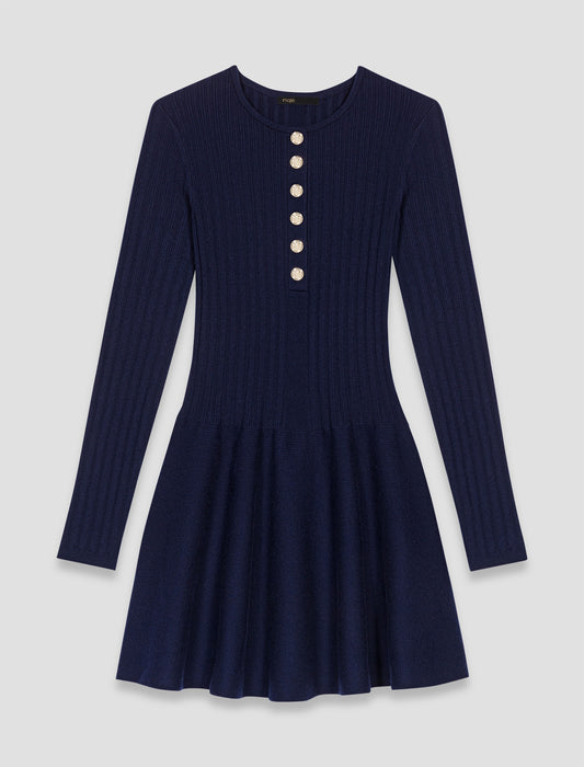 Vestido de punto con falda evasé