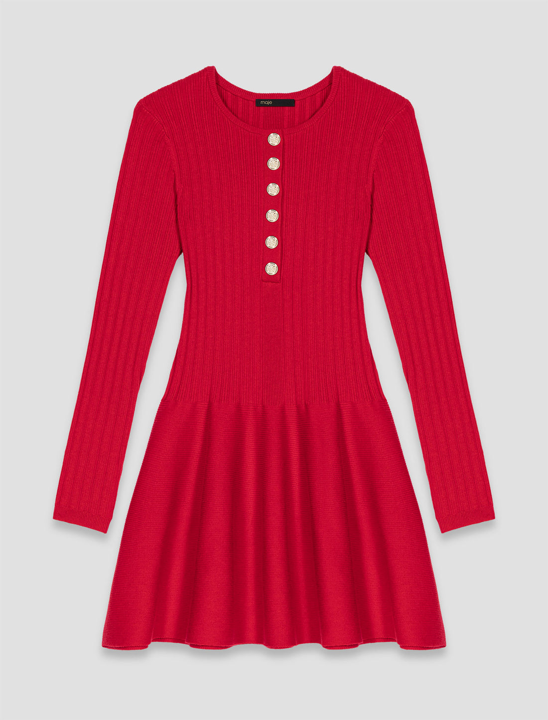 Vestido de punto con falda evasé