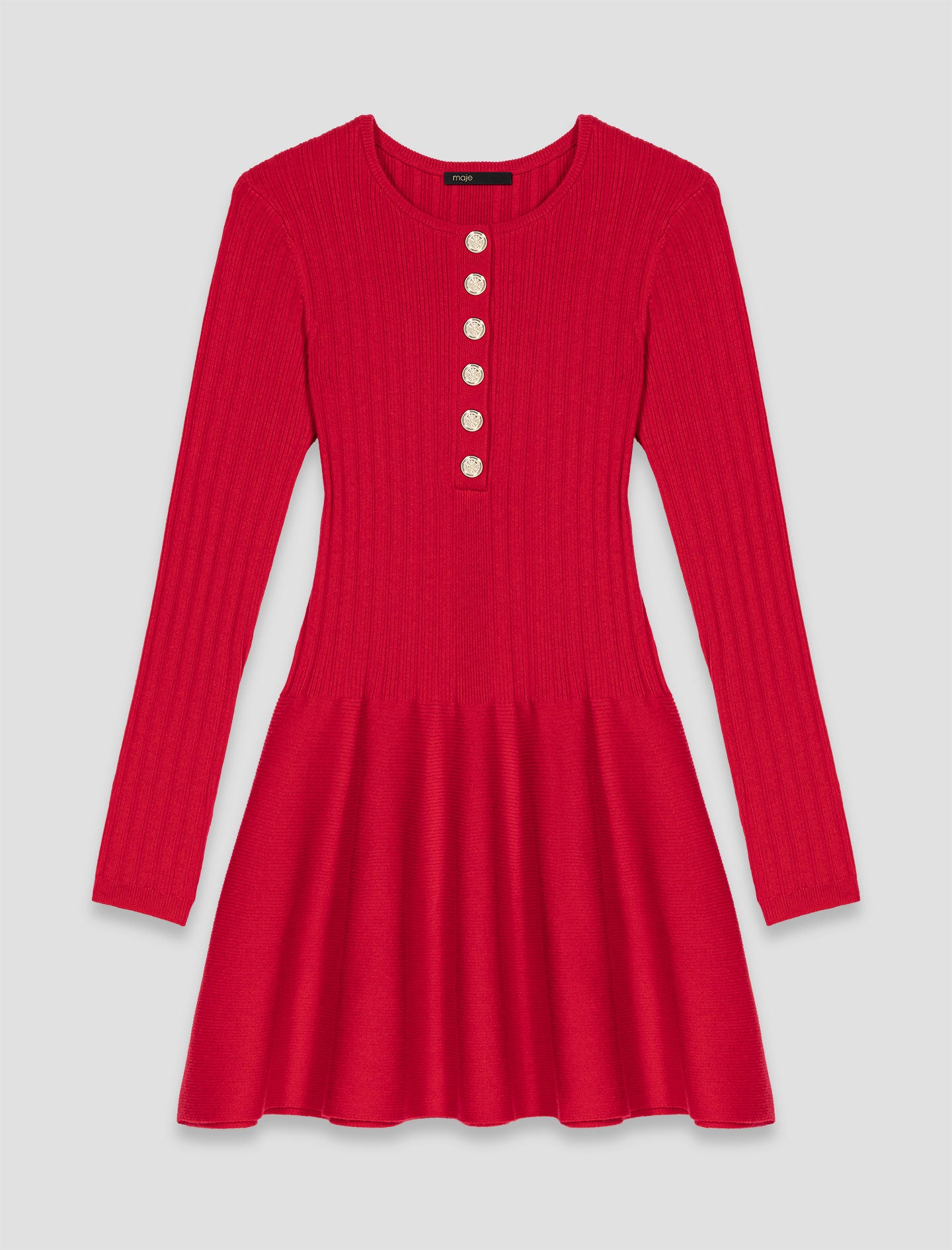 Vestido de punto con falda evasé