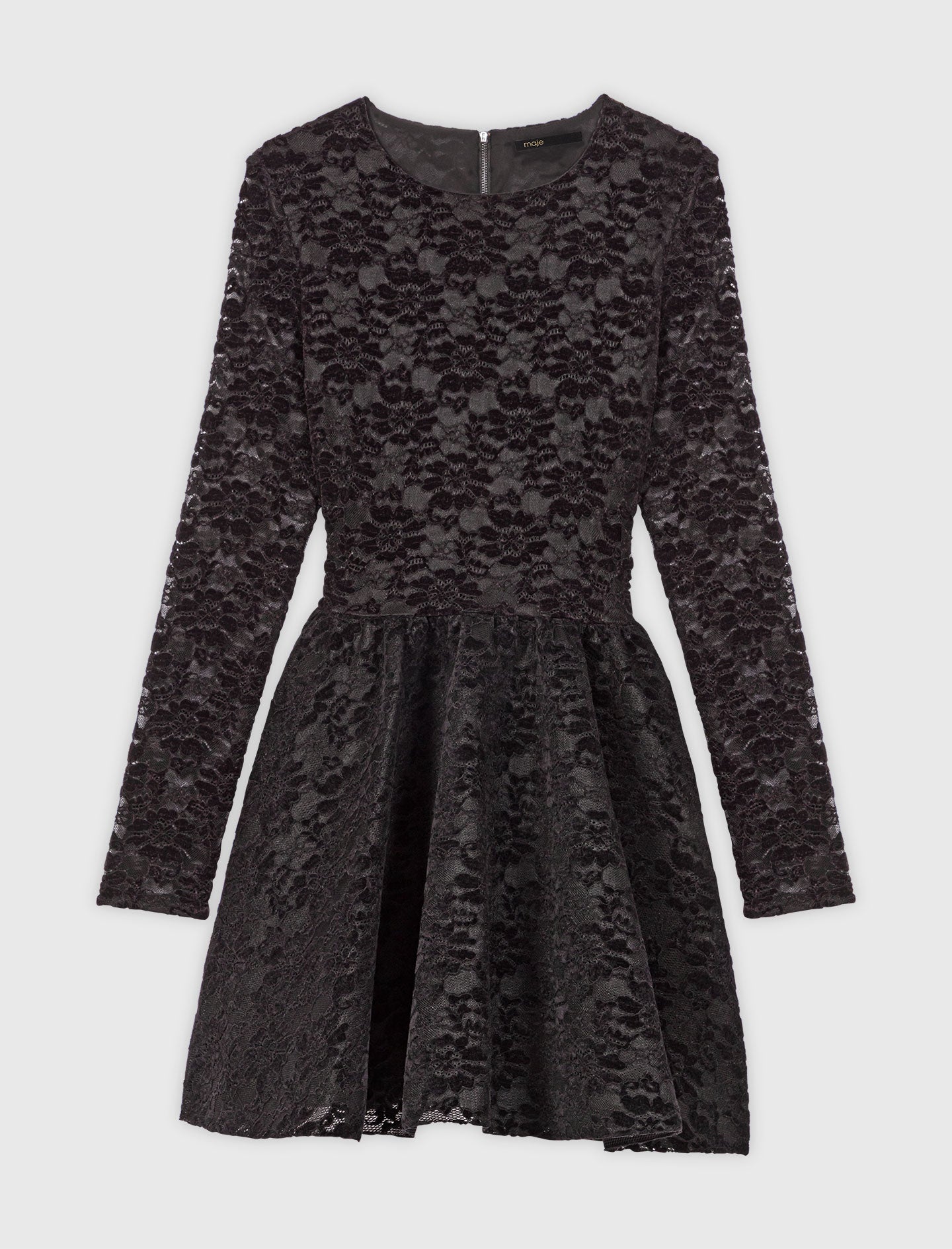 Vestido corto de terciopelo acampanado