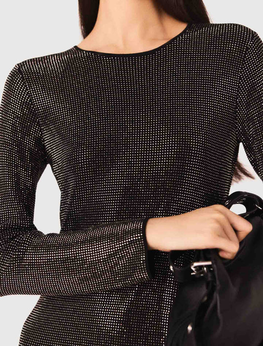 Vestido corto de punto con estrás