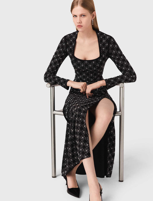 Vestido largo con perlas y strass