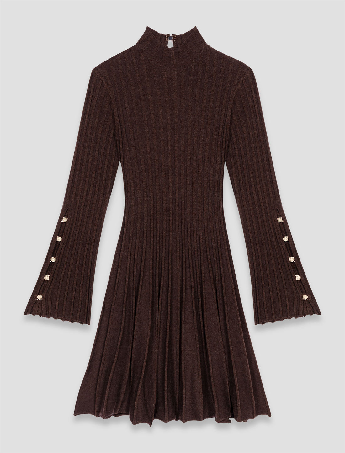 Vestido corto patinador con cuello alto