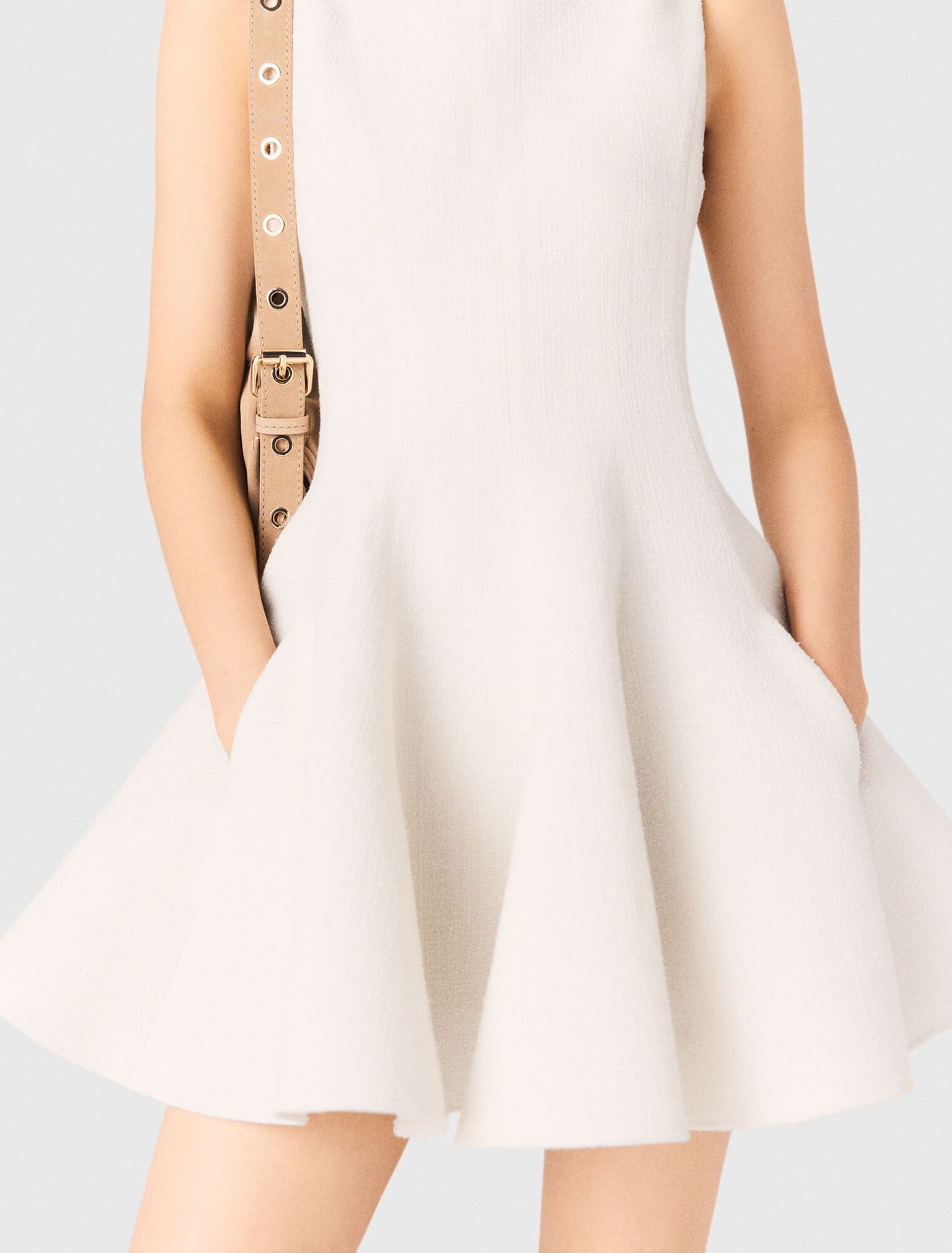 Vestido corto acampanado de tweed