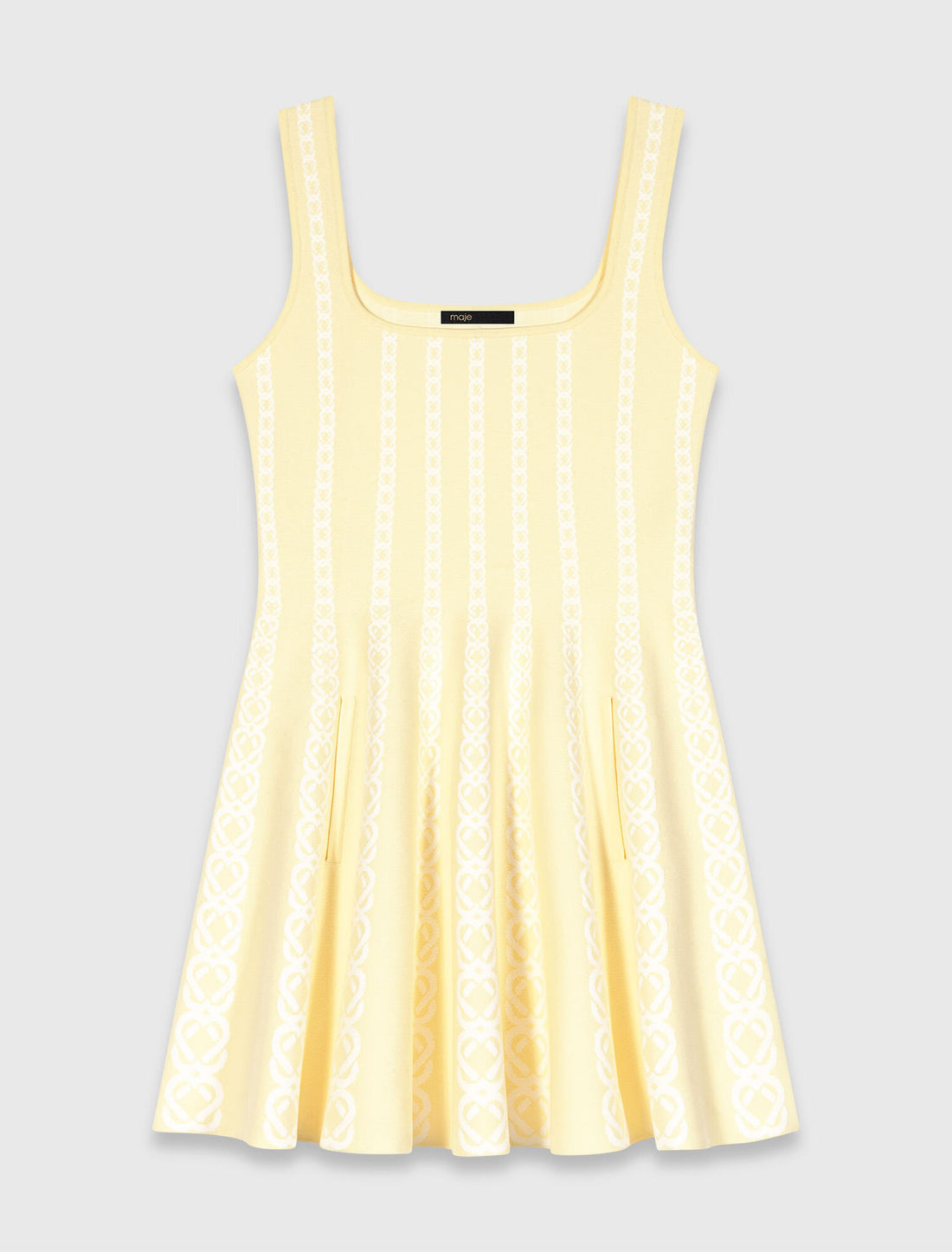 Vestido corto de punto jacquard