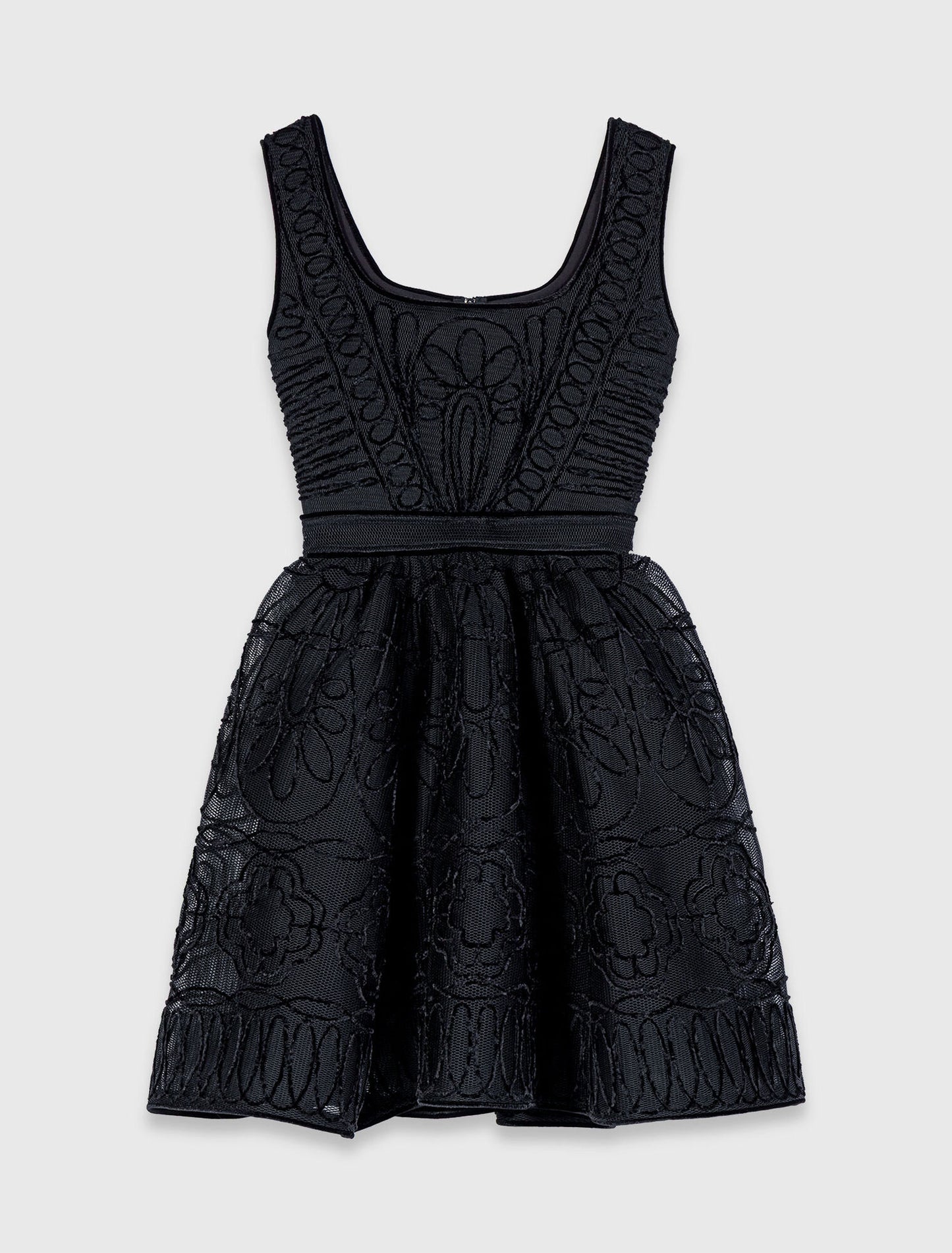 Vestido corto punto basket bordado