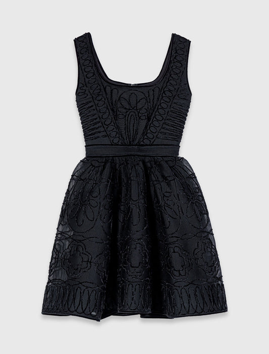 Vestido corto punto basket bordado