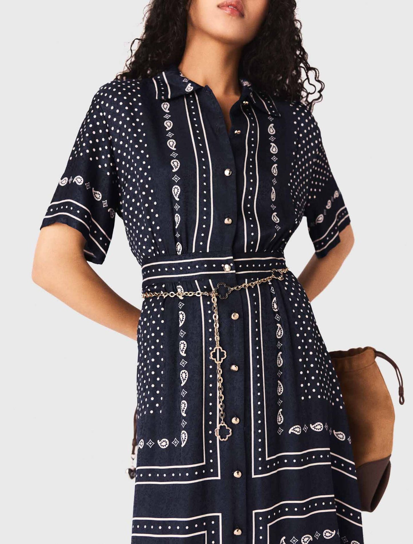 Vestido largo fluido con estampado