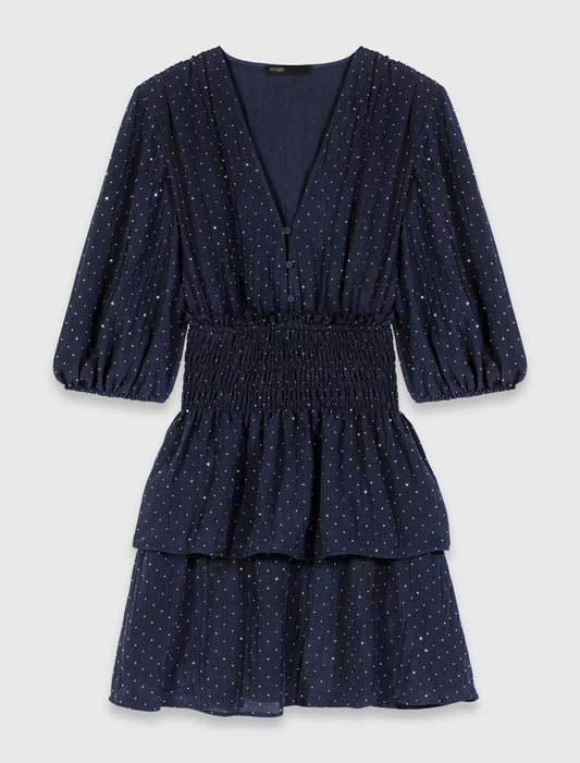 Vestido con volantes y pedrería