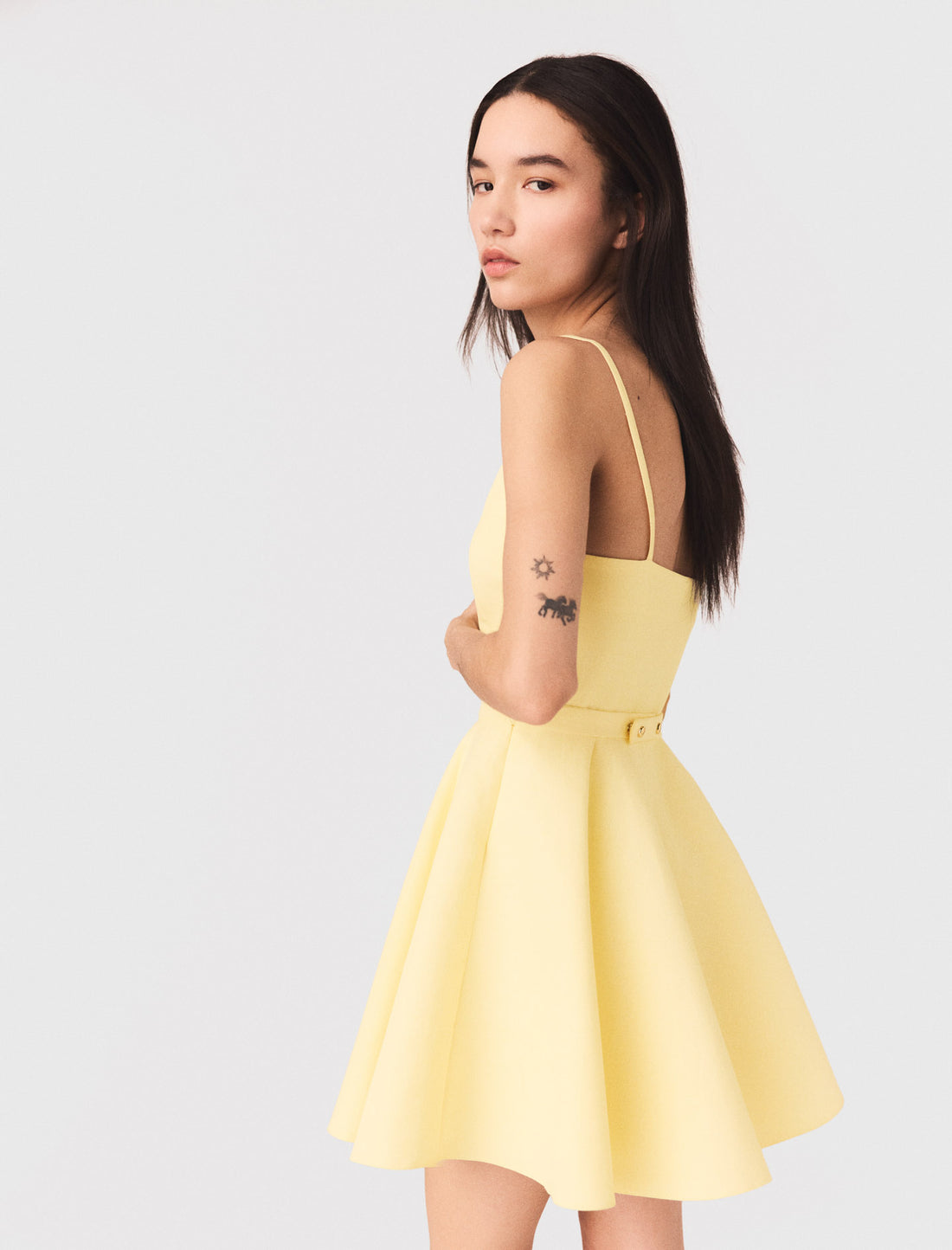 Vestido acampanado con tirantes