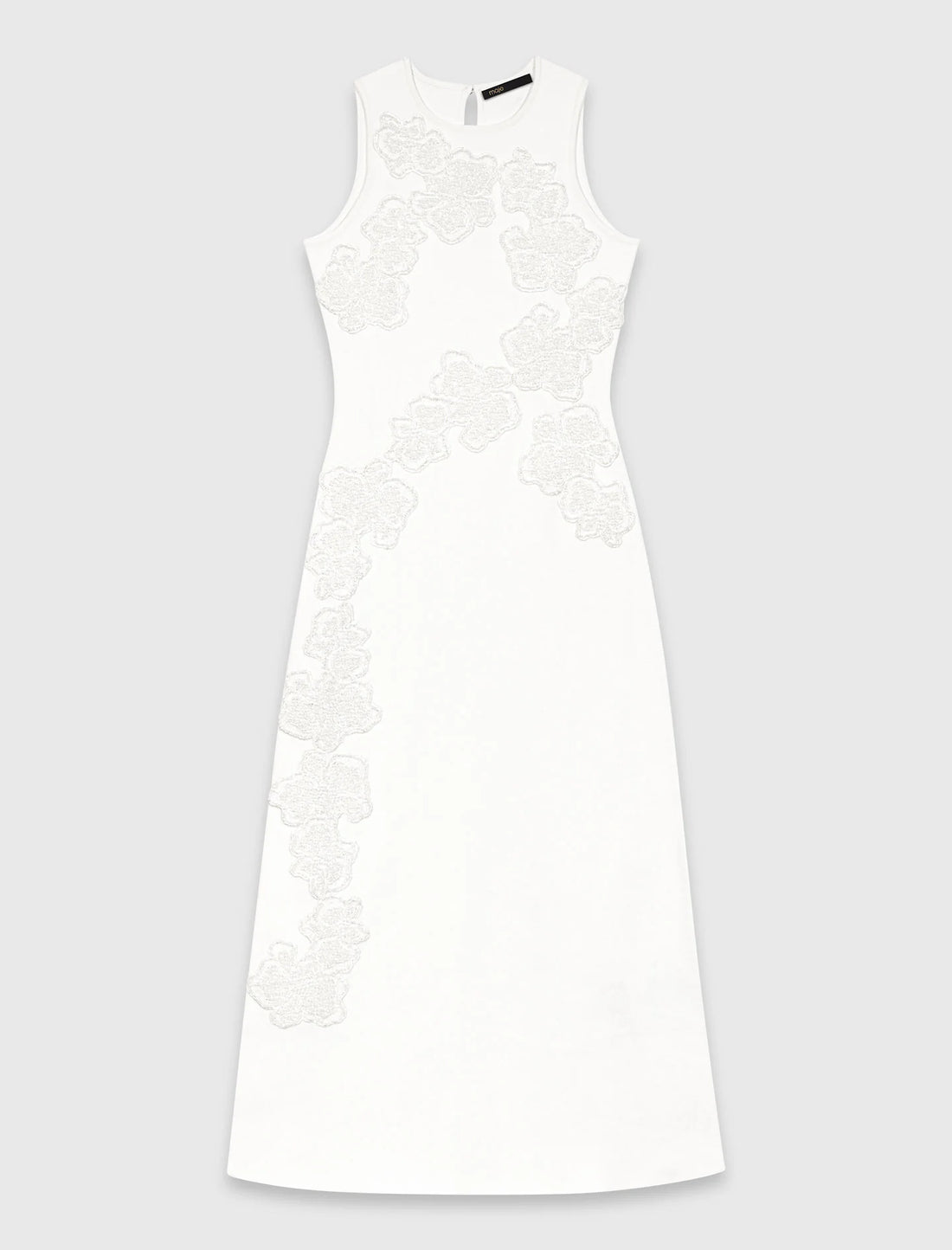 Vestido de flores bordadas y perlas