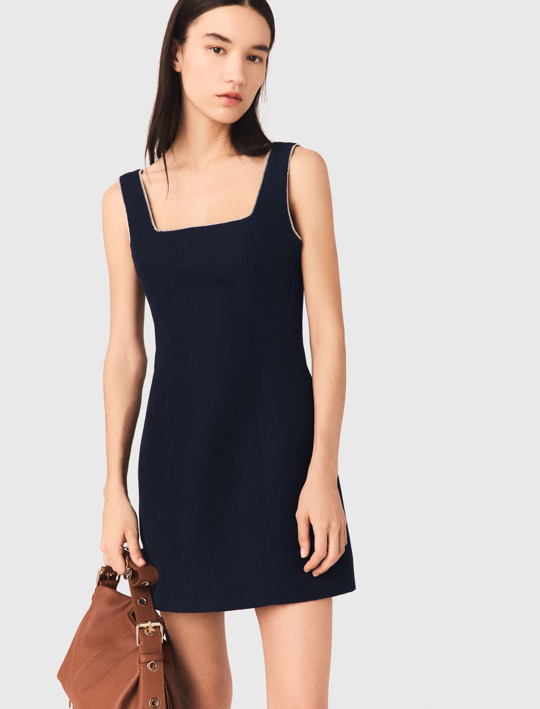 Vestido corto de lino mezclado