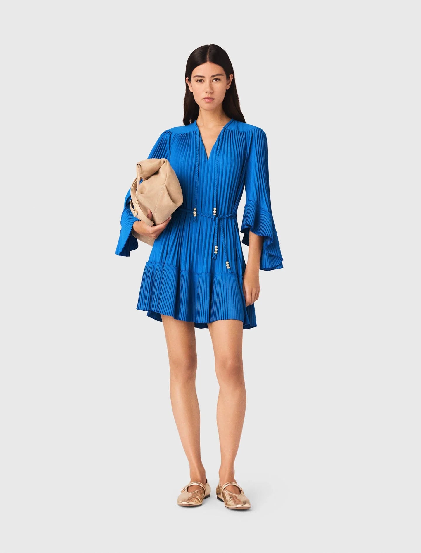 Vestido corto plisado