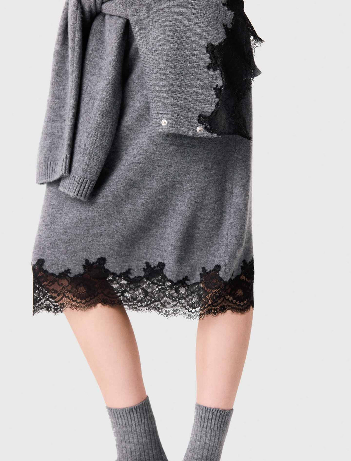 Vestido con panel de encaje