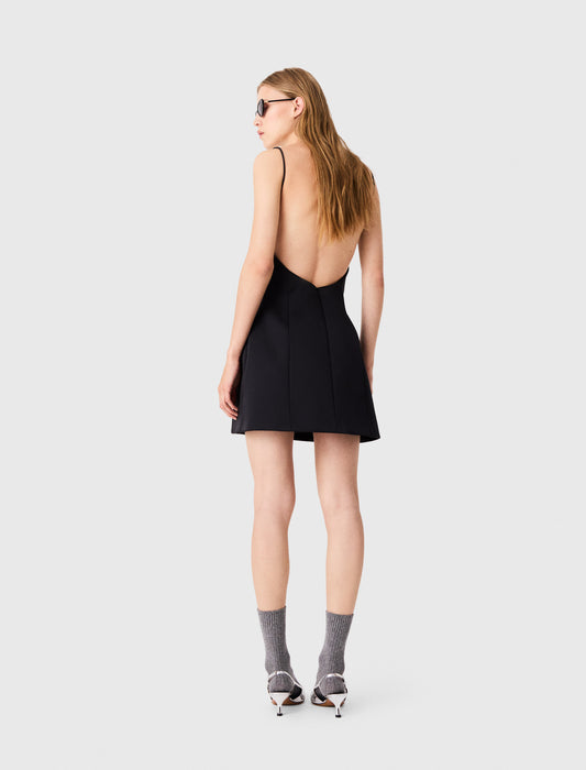 Vestido corto de satén sin espalda