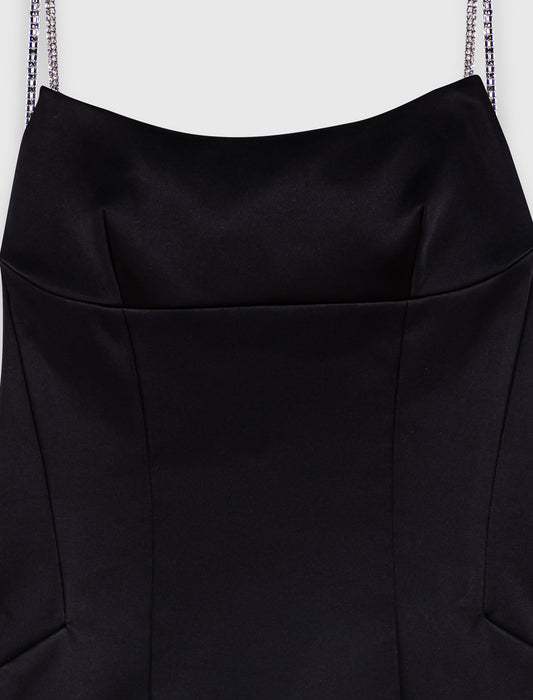 Vestido corto de satén sin espalda