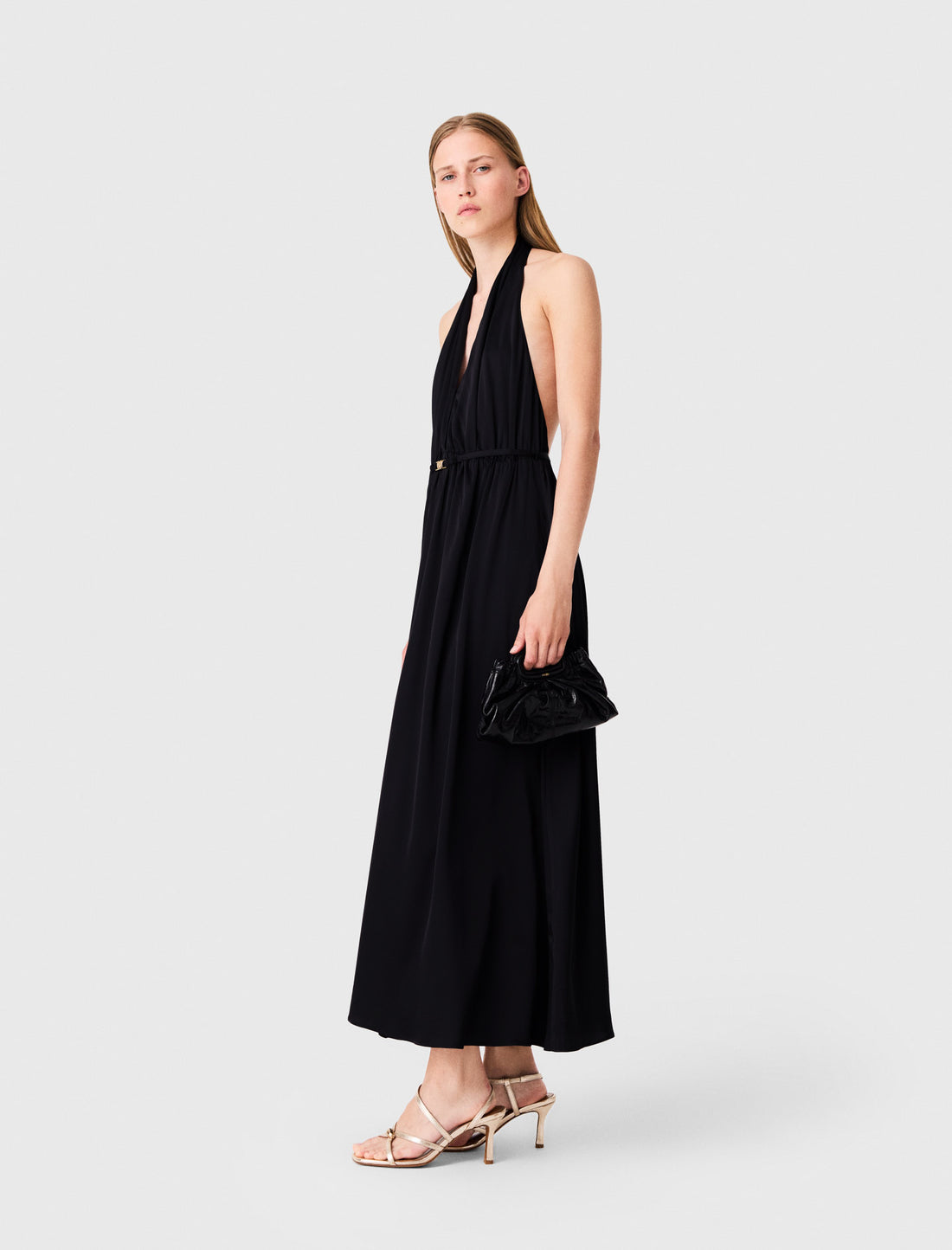 Vestido largo plisado sin espalda