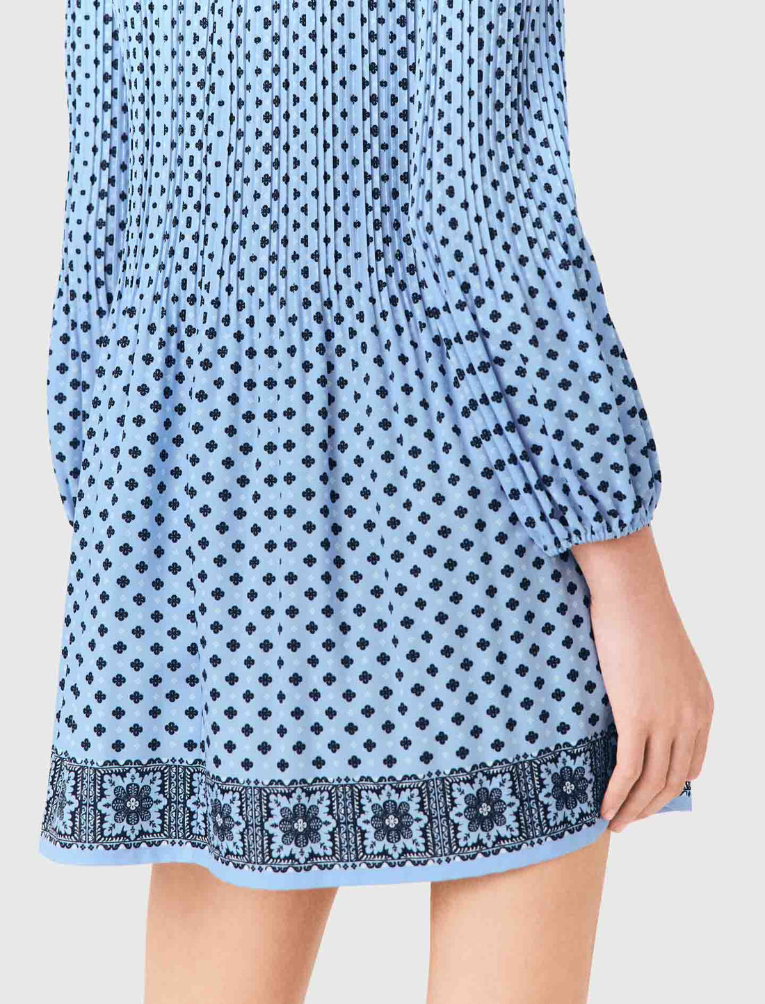 Vestido plisado estampado