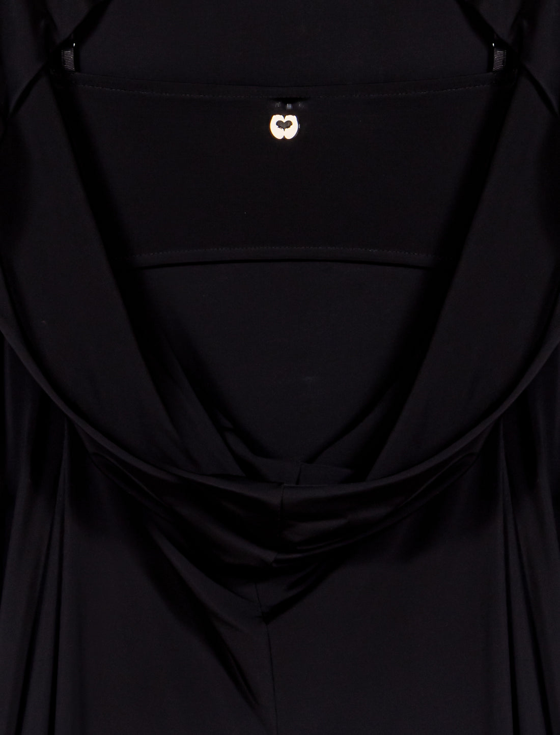 Vestido largo con espalda drapeada