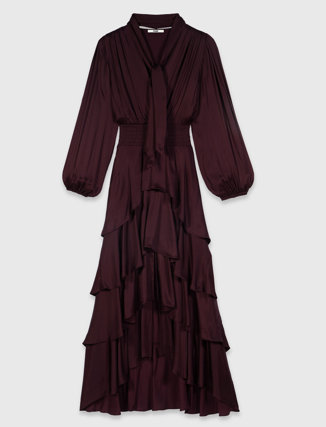 Vestido largo con volantes