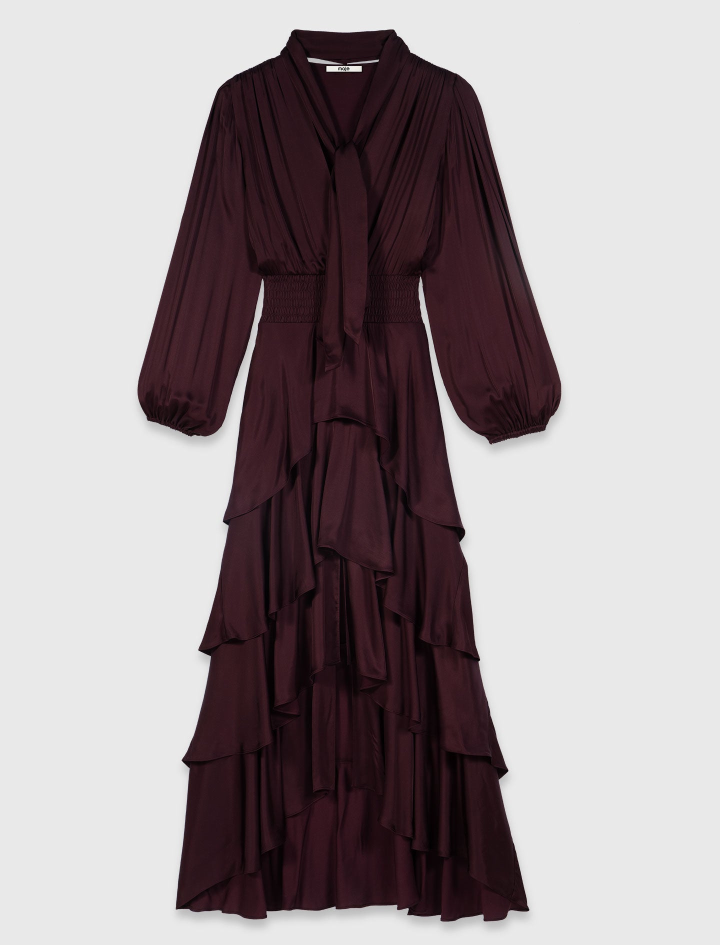 Vestido largo con volantes