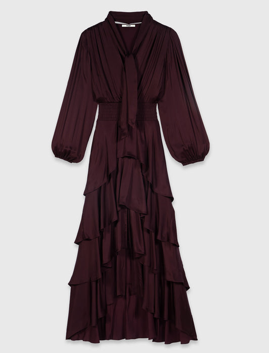 Vestido largo con volantes
