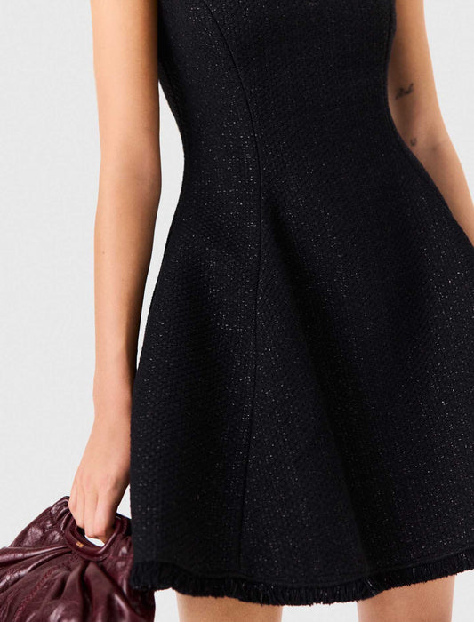 Vestido corto de tweed con flecos