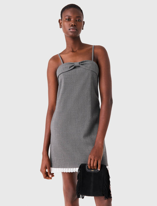 Vestido corto sastre con encaje