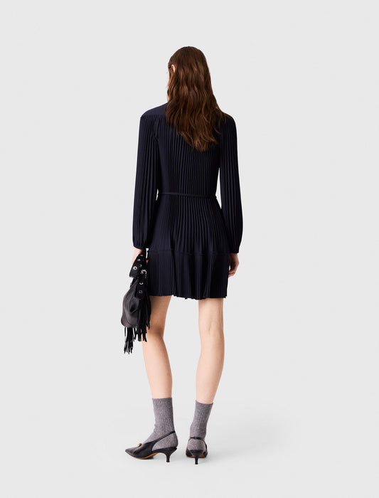 Vestido corto plisado