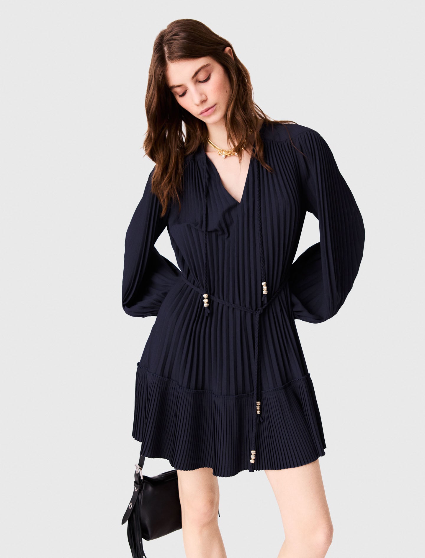 Vestido corto plisado