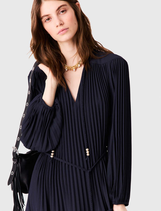 Vestido corto plisado