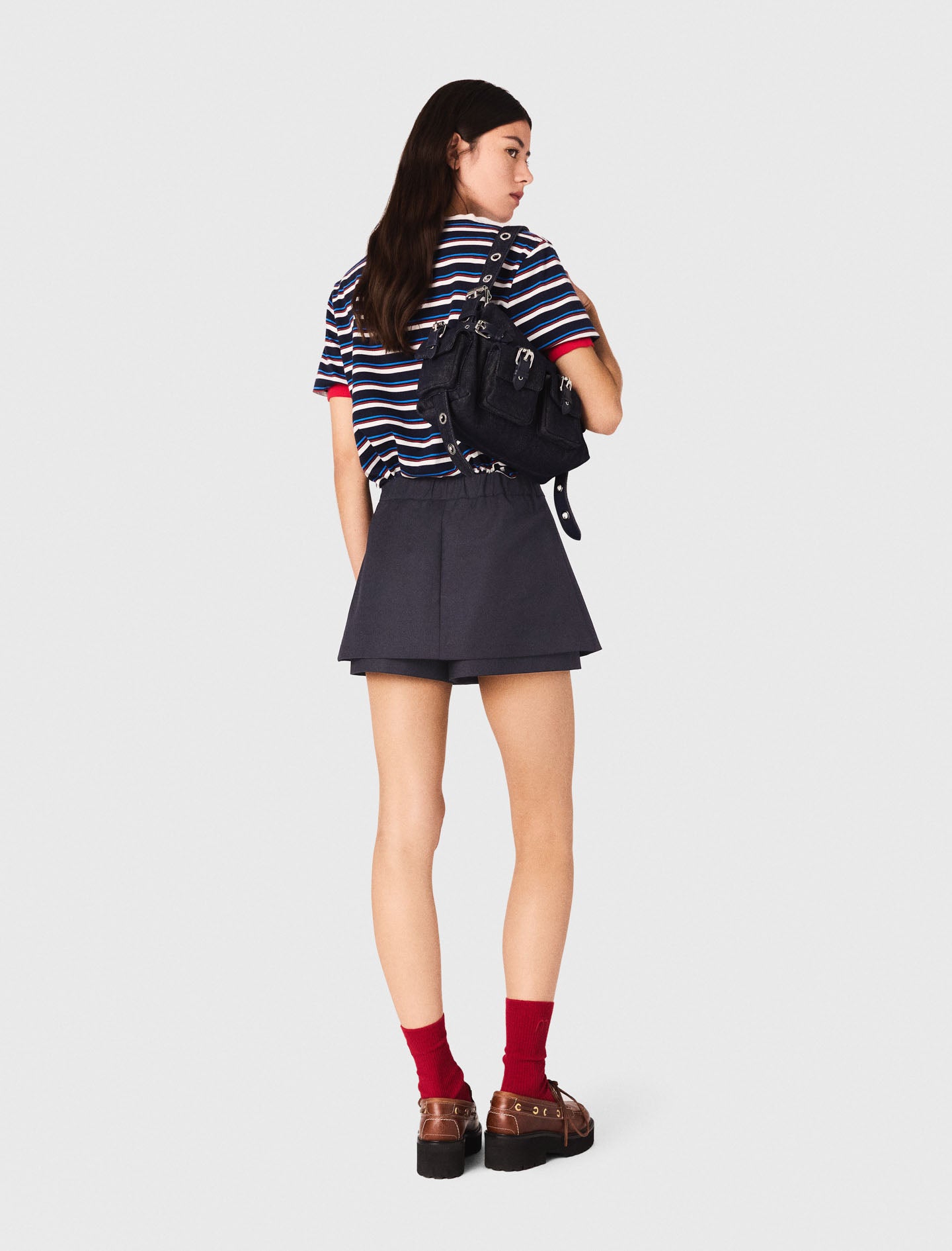 Short trampantojo