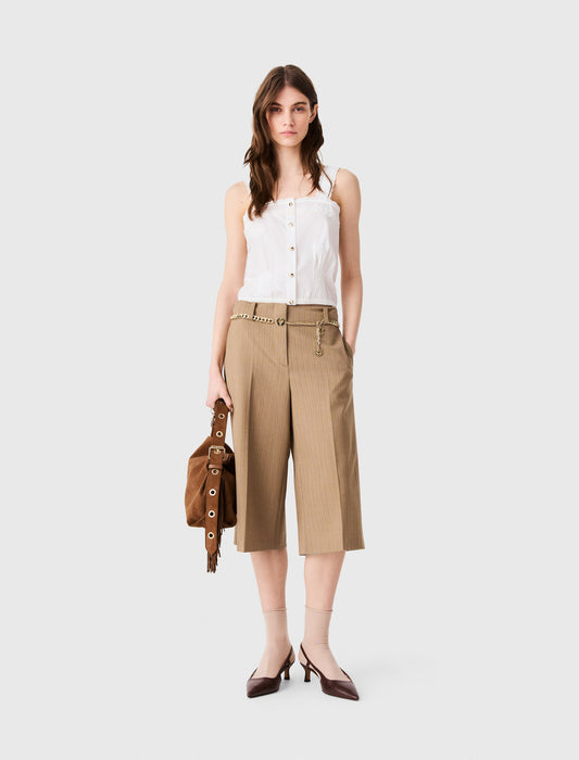 Bermuda de traje con pliegues