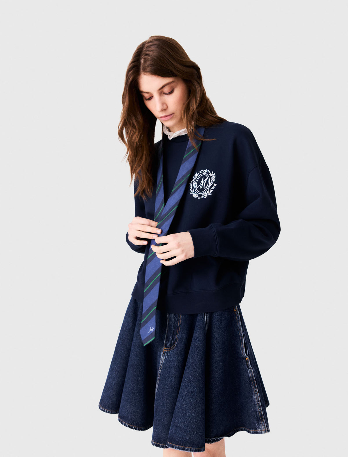 Sudadera con detalles de popelín