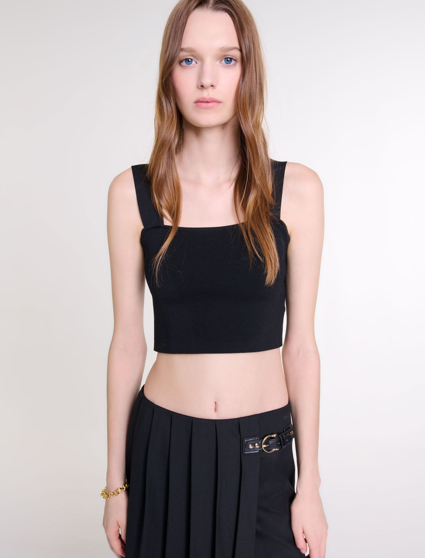 Crop top de punto con tirantes