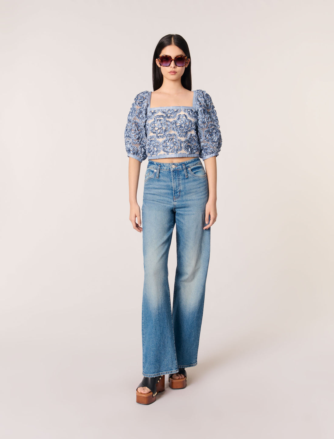 Top de organza con motivo floral